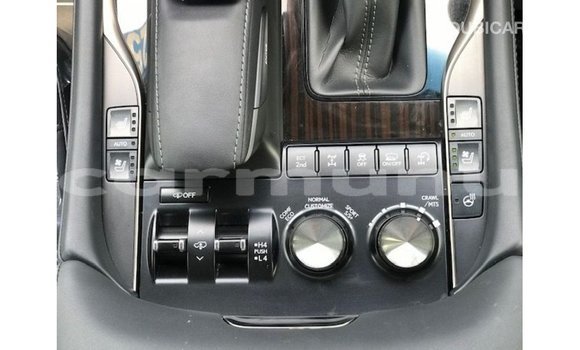 Acheter Import Voiture Lexus LX Blanc à Import - Dubai, Région de la Bouenza Acheter Import Voiture Lexus LX Blanc à Import - Dubai, Région de la Bouenza