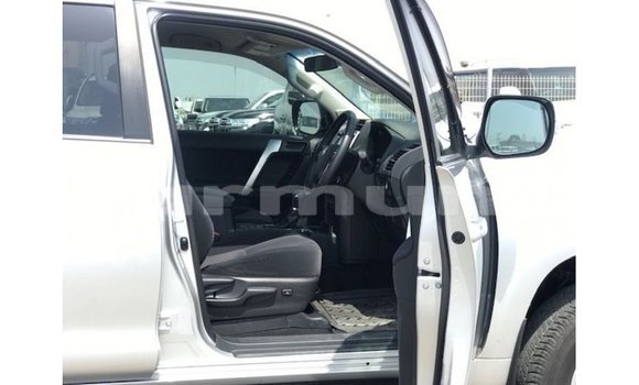 Buy Import Toyota Prado Other Car in Import - Dubai in Region of Bouenza Buy Import Toyota Prado Other Car in Import - Dubai in Region of Bouenza