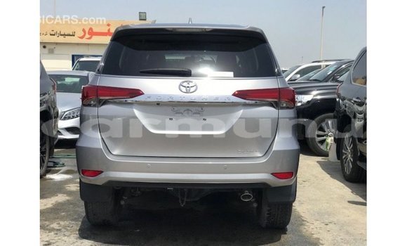 Buy Import Toyota Fortuner Other Car in Import - Dubai in Region of Bouenza Buy Import Toyota Fortuner Other Car in Import - Dubai in Region of Bouenza