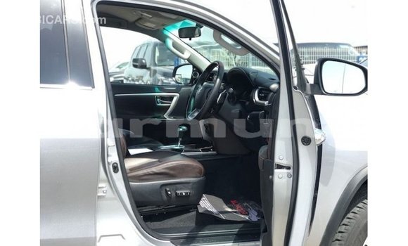 Buy Import Toyota Fortuner Other Car in Import - Dubai in Region of Bouenza Buy Import Toyota Fortuner Other Car in Import - Dubai in Region of Bouenza