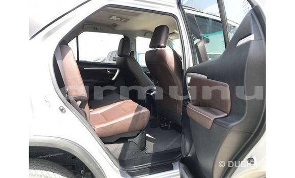 Buy Import Toyota Fortuner Other Car in Import - Dubai in Region of Bouenza Buy Import Toyota Fortuner Other Car in Import - Dubai in Region of Bouenza