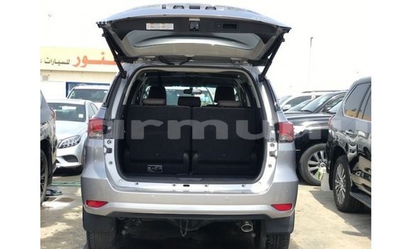 Buy Import Toyota Fortuner Other Car in Import - Dubai in Region of Bouenza Buy Import Toyota Fortuner Other Car in Import - Dubai in Region of Bouenza