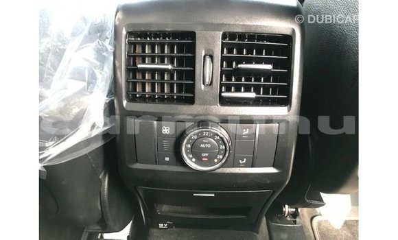 Buy Import Mercedes-Benz 190 White Car in Import - Dubai in Region of Bouenza Buy Import Mercedes-Benz 190 White Car in Import - Dubai in Region of Bouenza