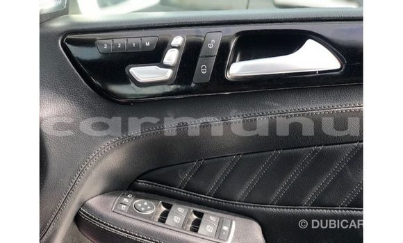 Buy Import Mercedes-Benz 190 White Car in Import - Dubai in Region of Bouenza Buy Import Mercedes-Benz 190 White Car in Import - Dubai in Region of Bouenza