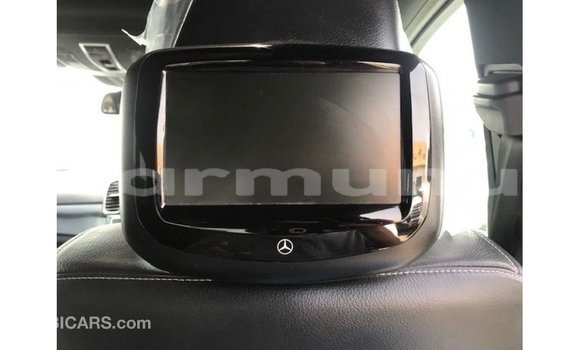 Buy Import Mercedes-Benz 190 White Car in Import - Dubai in Region of Bouenza Buy Import Mercedes-Benz 190 White Car in Import - Dubai in Region of Bouenza