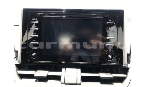 Buy Import Toyota HiAce White Truck in Import - Dubai in Region of Bouenza Buy Import Toyota HiAce White Truck in Import - Dubai in Region of Bouenza