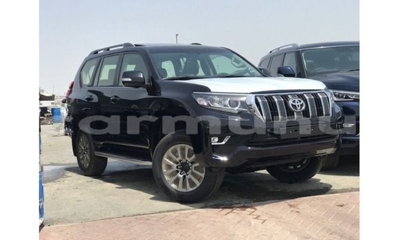 Acheter Import Voiture Toyota Prado Noir à Import - Dubai, Région de la Bouenza