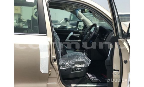 Buy Import Toyota Land Cruiser Other Car in Import - Dubai in Region of Bouenza Buy Import Toyota Land Cruiser Other Car in Import - Dubai in Region of Bouenza