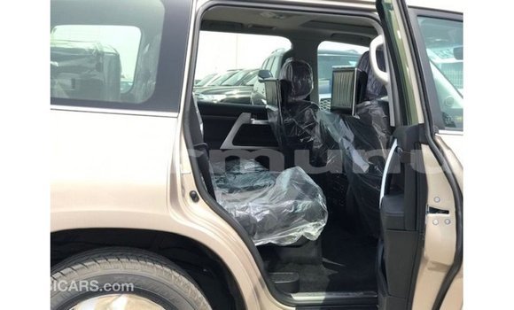 Buy Import Toyota Land Cruiser Other Car in Import - Dubai in Region of Bouenza Buy Import Toyota Land Cruiser Other Car in Import - Dubai in Region of Bouenza