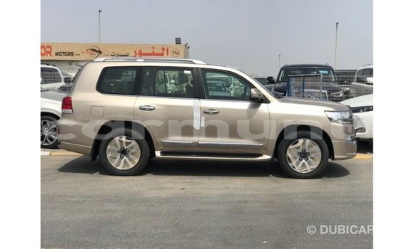 Buy Import Toyota Land Cruiser Other Car in Import - Dubai in Region of Bouenza Buy Import Toyota Land Cruiser Other Car in Import - Dubai in Region of Bouenza