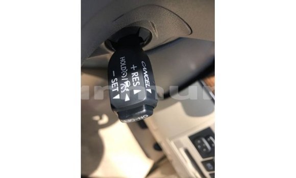 Buy Import Toyota Land Cruiser White Car in Import - Dubai in Region of Bouenza Buy Import Toyota Land Cruiser White Car in Import - Dubai in Region of Bouenza