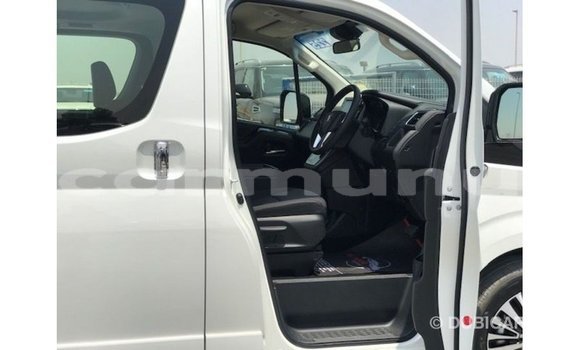 Buy Import Toyota Granvia White Car in Import - Dubai in Region of Bouenza Buy Import Toyota Granvia White Car in Import - Dubai in Region of Bouenza