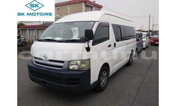 Buy Import Toyota Hiace White Car in Import - Dubai in Region of Bouenza Buy Import Toyota Hiace White Car in Import - Dubai in Region of Bouenza