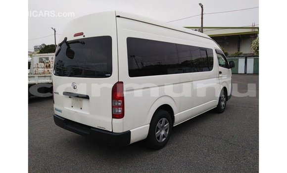 Buy Import Toyota Hiace White Car in Import - Dubai in Region of Bouenza Buy Import Toyota Hiace White Car in Import - Dubai in Region of Bouenza