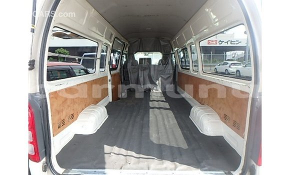 Buy Import Toyota Hiace White Car in Import - Dubai in Region of Bouenza Buy Import Toyota Hiace White Car in Import - Dubai in Region of Bouenza