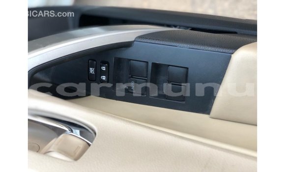 Buy Import Toyota Corolla White Car in Import - Dubai in Region of Bouenza Buy Import Toyota Corolla White Car in Import - Dubai in Region of Bouenza