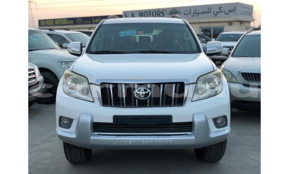 Acheter Import Voiture Toyota Prado Blanc à Import - Dubai, Région de la Bouenza Acheter Import Voiture Toyota Prado Blanc à Import - Dubai, Région de la Bouenza