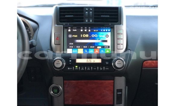 Acheter Import Voiture Toyota Prado Blanc à Import - Dubai, Région de la Bouenza Acheter Import Voiture Toyota Prado Blanc à Import - Dubai, Région de la Bouenza