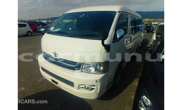 Buy Import Toyota Hiace White Car in Import - Dubai in Region of Bouenza Buy Import Toyota Hiace White Car in Import - Dubai in Region of Bouenza
