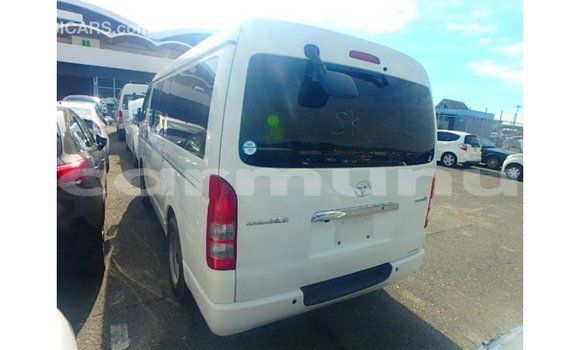 Buy Import Toyota Hiace White Car in Import - Dubai in Region of Bouenza Buy Import Toyota Hiace White Car in Import - Dubai in Region of Bouenza