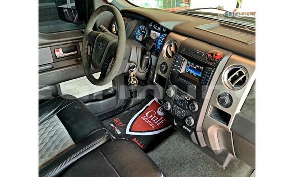 Acheter Import Voiture Ford Club Wagon Rouge à Import - Dubai, Région de la Bouenza Acheter Import Voiture Ford Club Wagon Rouge à Import - Dubai, Région de la Bouenza