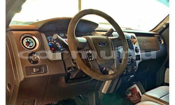 Acheter Import Voiture Ford Club Wagon Rouge à Import - Dubai, Région de la Bouenza Acheter Import Voiture Ford Club Wagon Rouge à Import - Dubai, Région de la Bouenza