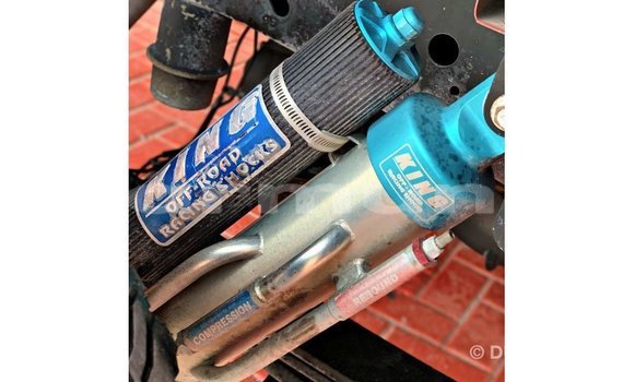 Acheter Import Voiture Ford Club Wagon Rouge à Import - Dubai, Région de la Bouenza Acheter Import Voiture Ford Club Wagon Rouge à Import - Dubai, Région de la Bouenza