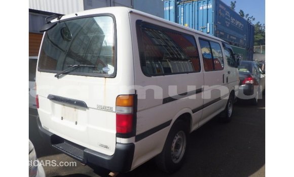 Acheter Import Voiture Toyota Hiace Blanc à Import - Dubai, Région de la Bouenza Acheter Import Voiture Toyota Hiace Blanc à Import - Dubai, Région de la Bouenza
