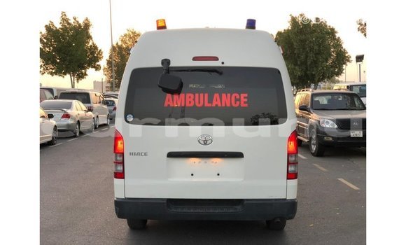 Buy Import Toyota Hiace White Car in Import - Dubai in Region of Bouenza Buy Import Toyota Hiace White Car in Import - Dubai in Region of Bouenza