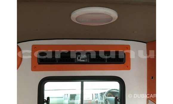 Buy Import Toyota Hiace White Car in Import - Dubai in Region of Bouenza Buy Import Toyota Hiace White Car in Import - Dubai in Region of Bouenza