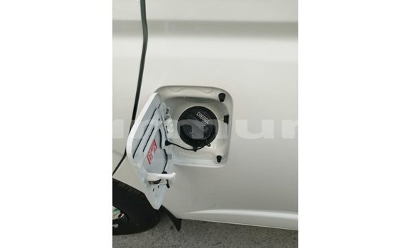Acheter Import Utilitaire Toyota DA Blanc à Import - Dubai, Région de la Bouenza Acheter Import Utilitaire Toyota DA Blanc à Import - Dubai, Région de la Bouenza