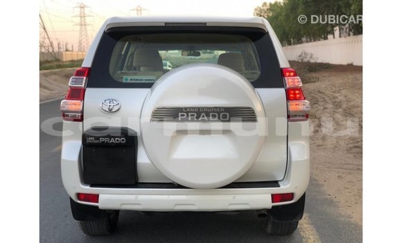 Acheter Import Voiture Toyota Prado Blanc à Import - Dubai, Région de la Bouenza Acheter Import Voiture Toyota Prado Blanc à Import - Dubai, Région de la Bouenza
