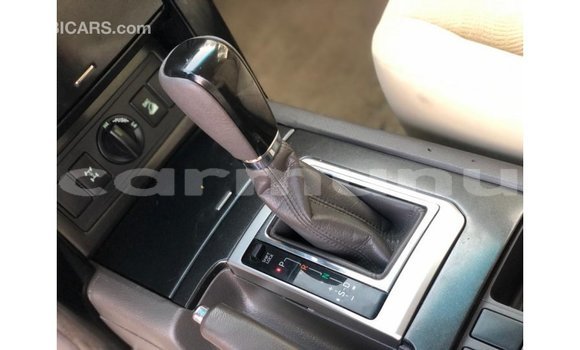 Acheter Import Voiture Toyota Prado Blanc à Import - Dubai, Région de la Bouenza Acheter Import Voiture Toyota Prado Blanc à Import - Dubai, Région de la Bouenza