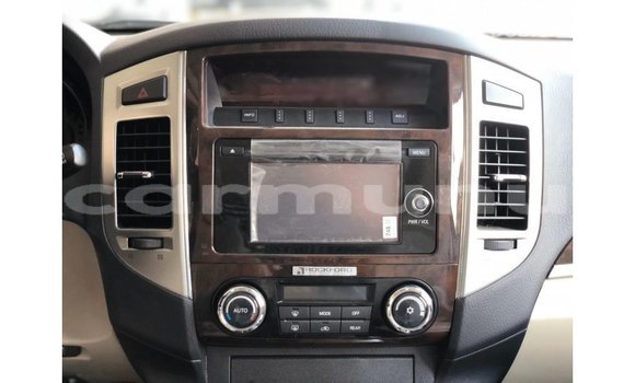Buy Import Mitsubishi Pajero Other Car in Import - Dubai in Region of Bouenza Buy Import Mitsubishi Pajero Other Car in Import - Dubai in Region of Bouenza