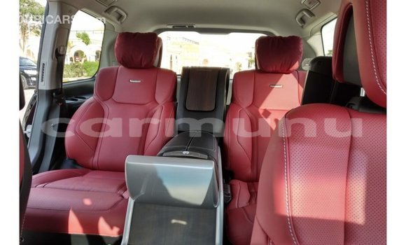 Buy Import Toyota Land Cruiser Black Car in Import - Dubai in Region of Bouenza Buy Import Toyota Land Cruiser Black Car in Import - Dubai in Region of Bouenza