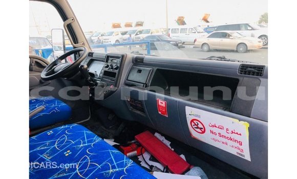 Buy Import Mitsubishi Carisma White Car in Import - Dubai in Region of Bouenza Buy Import Mitsubishi Carisma White Car in Import - Dubai in Region of Bouenza