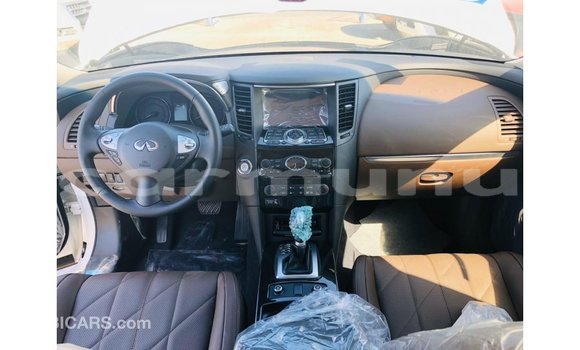 Buy Import Infiniti Q Black Car in Import - Dubai in Region of Bouenza Buy Import Infiniti Q Black Car in Import - Dubai in Region of Bouenza