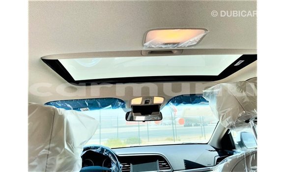 Acheter Import Voiture Hyundai Elantra Blanc à Import - Dubai, Région de la Bouenza Acheter Import Voiture Hyundai Elantra Blanc à Import - Dubai, Région de la Bouenza