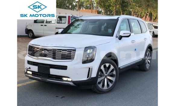 Acheter Import Voiture Kia Carens Blanc à Import - Dubai, Région de la Bouenza Acheter Import Voiture Kia Carens Blanc à Import - Dubai, Région de la Bouenza