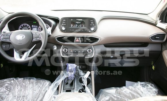 Acheter Import Voiture Hyundai Santa Fe Marron à Import - Dubai, Région de la Bouenza Acheter Import Voiture Hyundai Santa Fe Marron à Import - Dubai, Région de la Bouenza