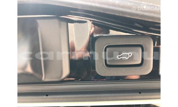 Acheter Import Voiture Toyota Land Cruiser Noir à Import - Dubai, Région de la Bouenza Acheter Import Voiture Toyota Land Cruiser Noir à Import - Dubai, Région de la Bouenza