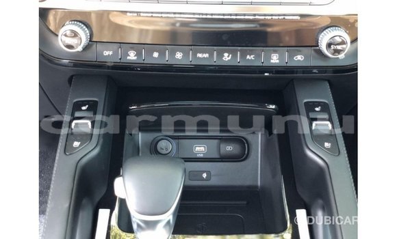 Acheter Import Voiture Kia Carens Blanc à Import - Dubai, Région de la Bouenza Acheter Import Voiture Kia Carens Blanc à Import - Dubai, Région de la Bouenza