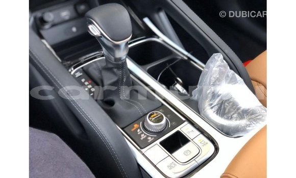Acheter Import Voiture Kia Carens Blanc à Import - Dubai, Région de la Bouenza Acheter Import Voiture Kia Carens Blanc à Import - Dubai, Région de la Bouenza