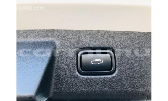 Acheter Import Voiture Kia Carens Blanc à Import - Dubai, Région de la Bouenza Acheter Import Voiture Kia Carens Blanc à Import - Dubai, Région de la Bouenza