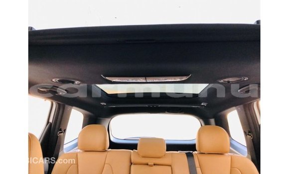 Acheter Import Voiture Kia Carens Blanc à Import - Dubai, Région de la Bouenza Acheter Import Voiture Kia Carens Blanc à Import - Dubai, Région de la Bouenza