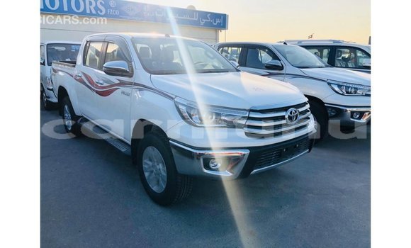 Acheter Import Voiture Toyota Hilux Blanc à Import - Dubai, Région de la Bouenza Acheter Import Voiture Toyota Hilux Blanc à Import - Dubai, Région de la Bouenza