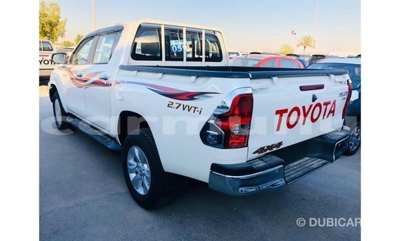 Acheter Import Voiture Toyota Hilux Blanc à Import - Dubai, Région de la Bouenza Acheter Import Voiture Toyota Hilux Blanc à Import - Dubai, Région de la Bouenza