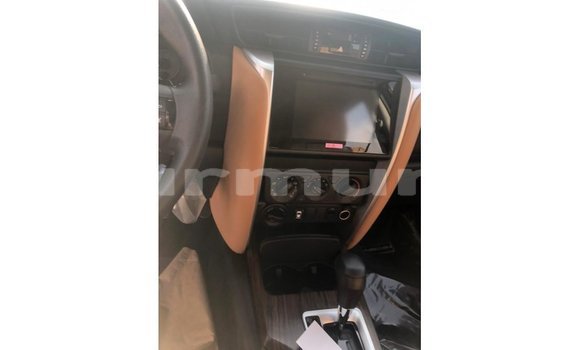 Acheter Import Voiture Toyota Fortuner Autre à Import - Dubai, Région de la Bouenza Acheter Import Voiture Toyota Fortuner Autre à Import - Dubai, Région de la Bouenza