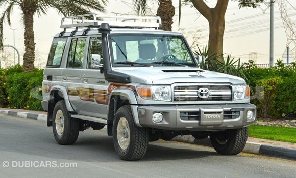 Acheter Import Voiture Toyota Land Cruiser Autre à Import - Dubai, Région de la Bouenza Acheter Import Voiture Toyota Land Cruiser Autre à Import - Dubai, Région de la Bouenza