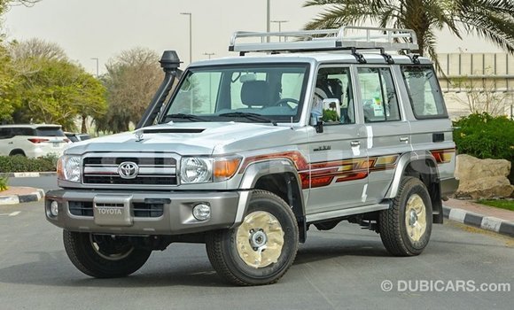 Acheter Import Voiture Toyota Land Cruiser Autre à Import - Dubai, Région de la Bouenza Acheter Import Voiture Toyota Land Cruiser Autre à Import - Dubai, Région de la Bouenza
